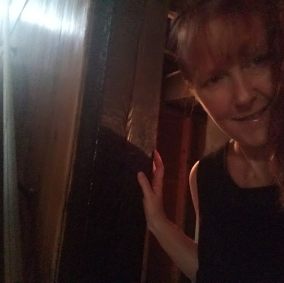 Meet your Posher, Dawn - Picture 5 of 9